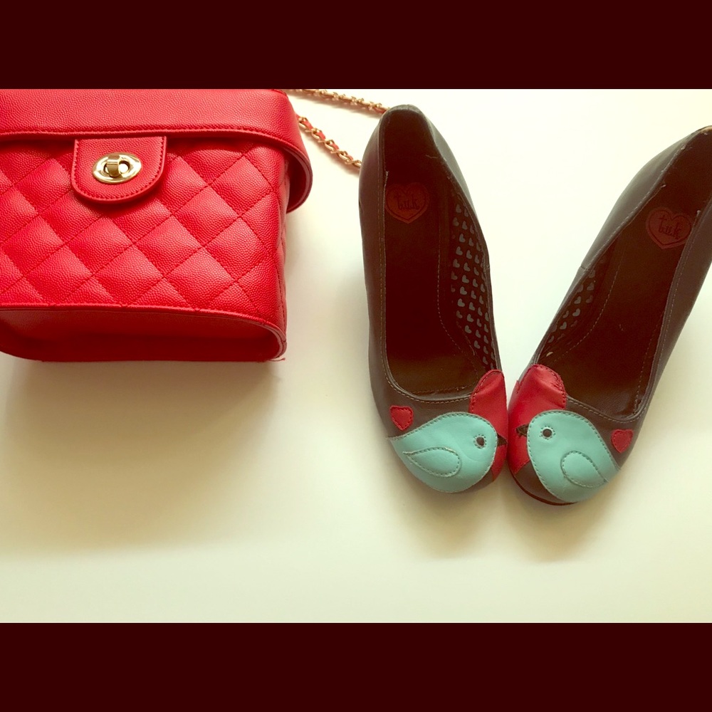Women’s size 6 Valentines Shoes